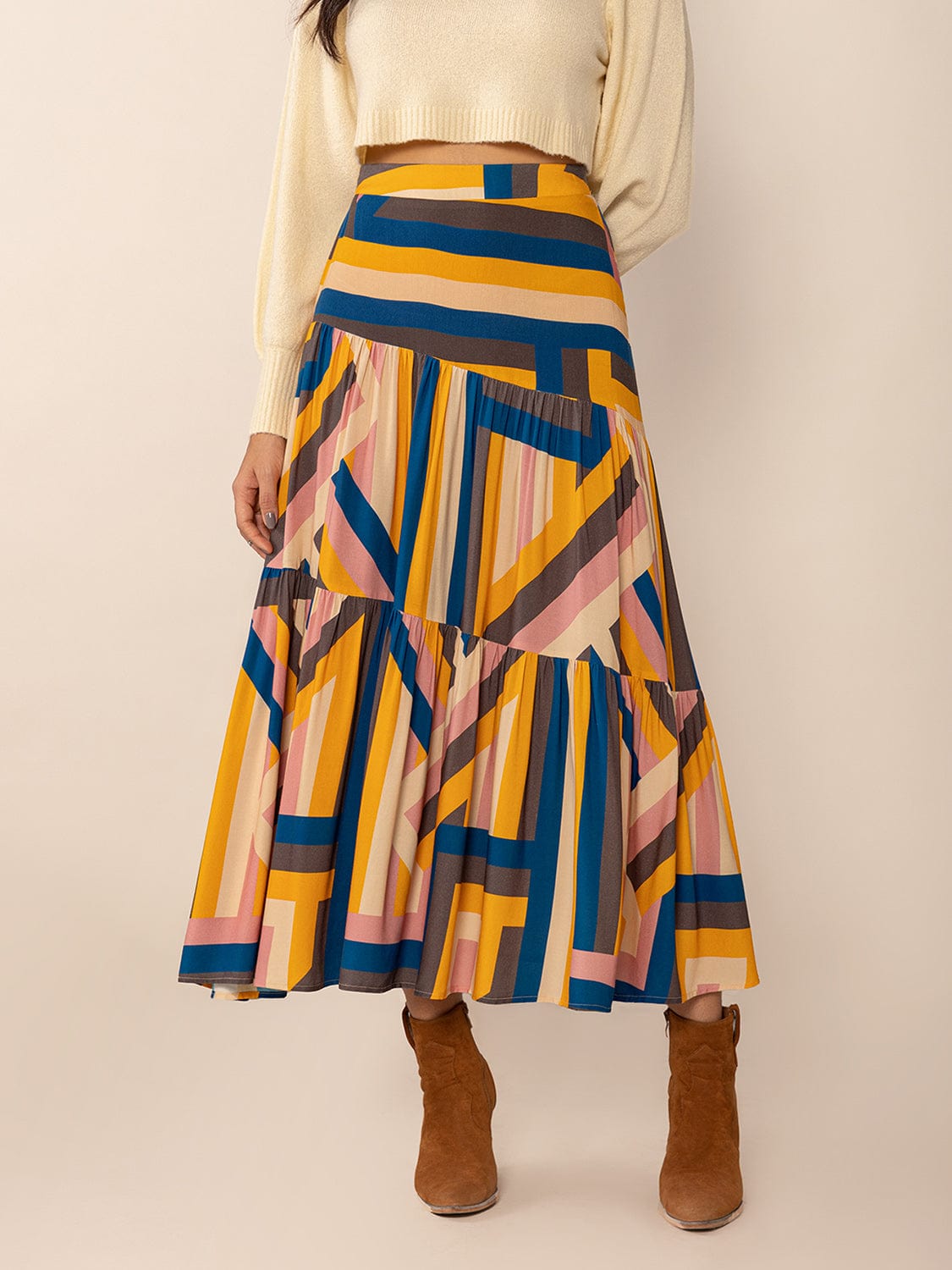 Ruched Elastic Waist Contrast Midi Skirt - Trendsi
