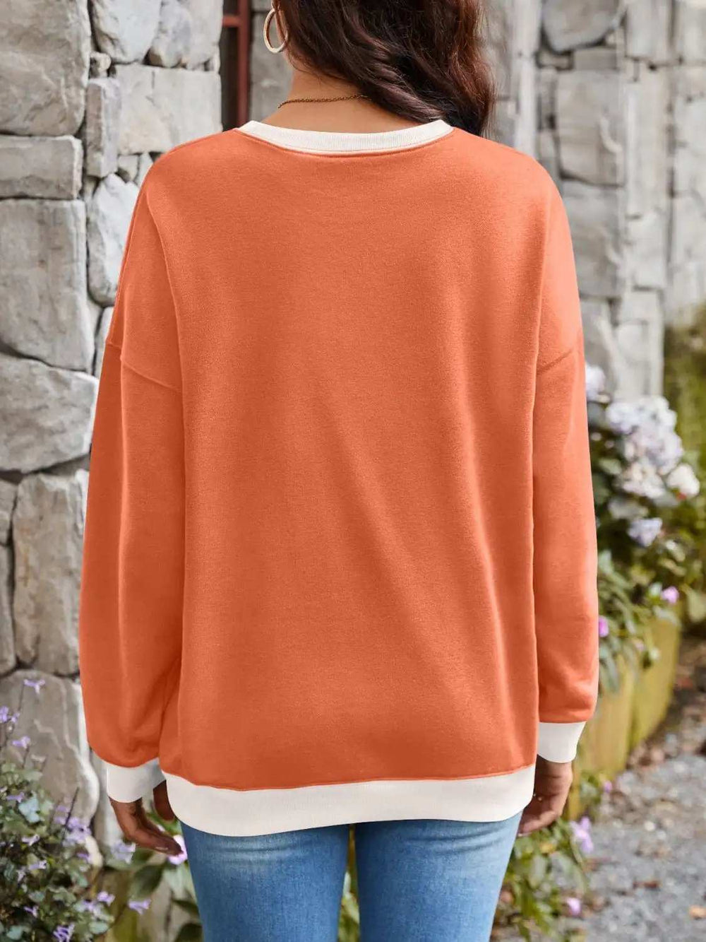 Contrast Round Neck Long Sleeve Sweatshirt - Trendsi - Flyclothing LLC