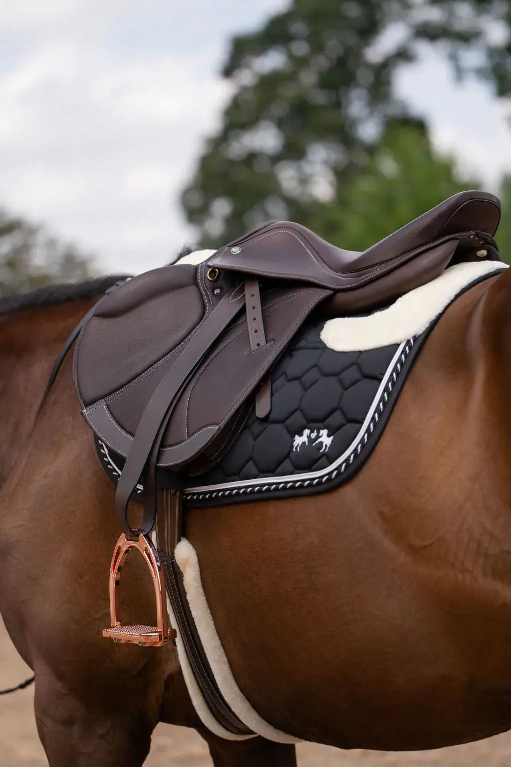 Henri De Rivel Equipe Covered Close Contact IGP Saddle - Breeches.com - Flyclothing LLC