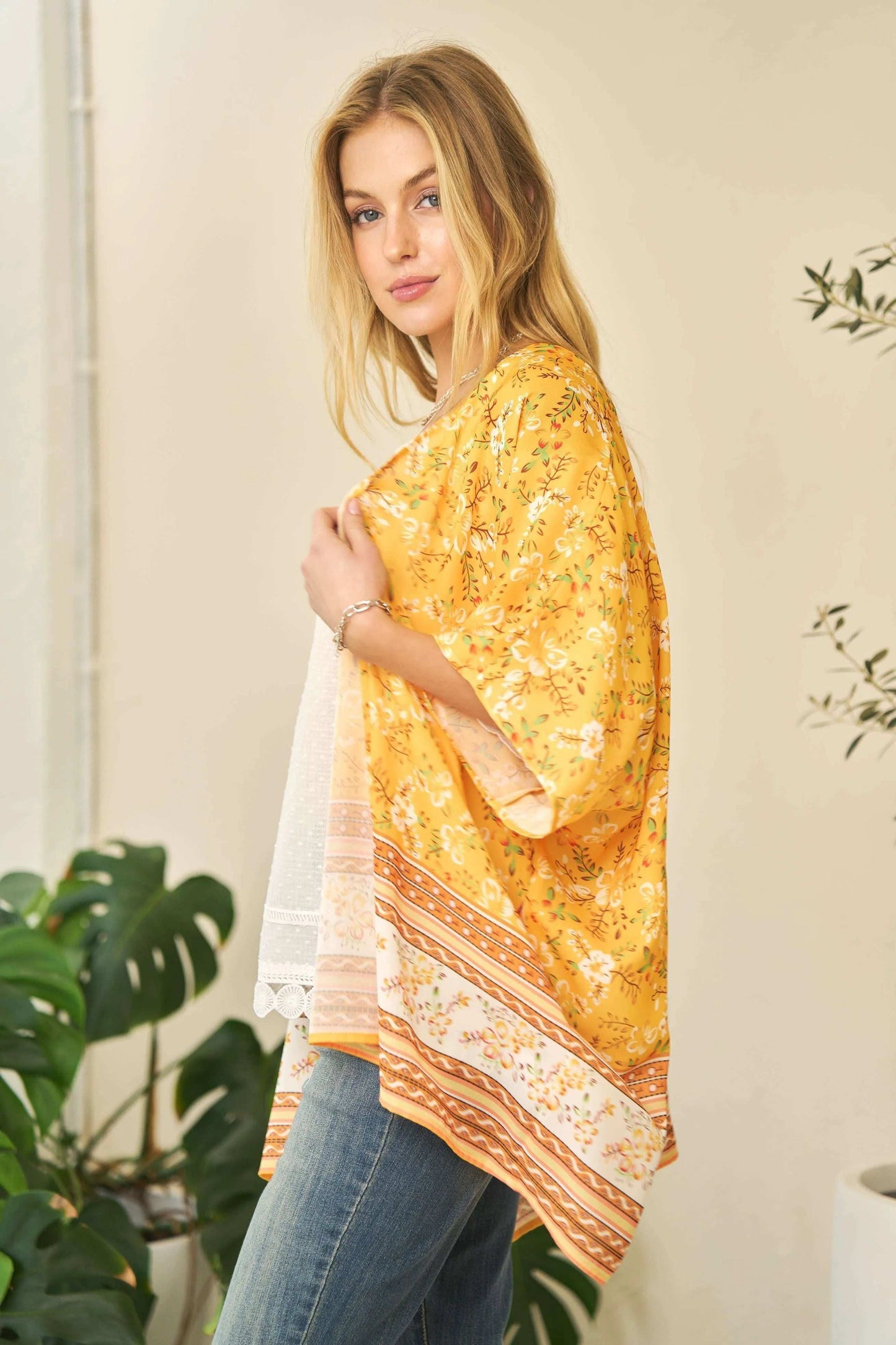 Davi & Dani Floral Printed Short Sleeve Loose Fit Kimono Cover Up - Trendsi - Flyclothing LLC