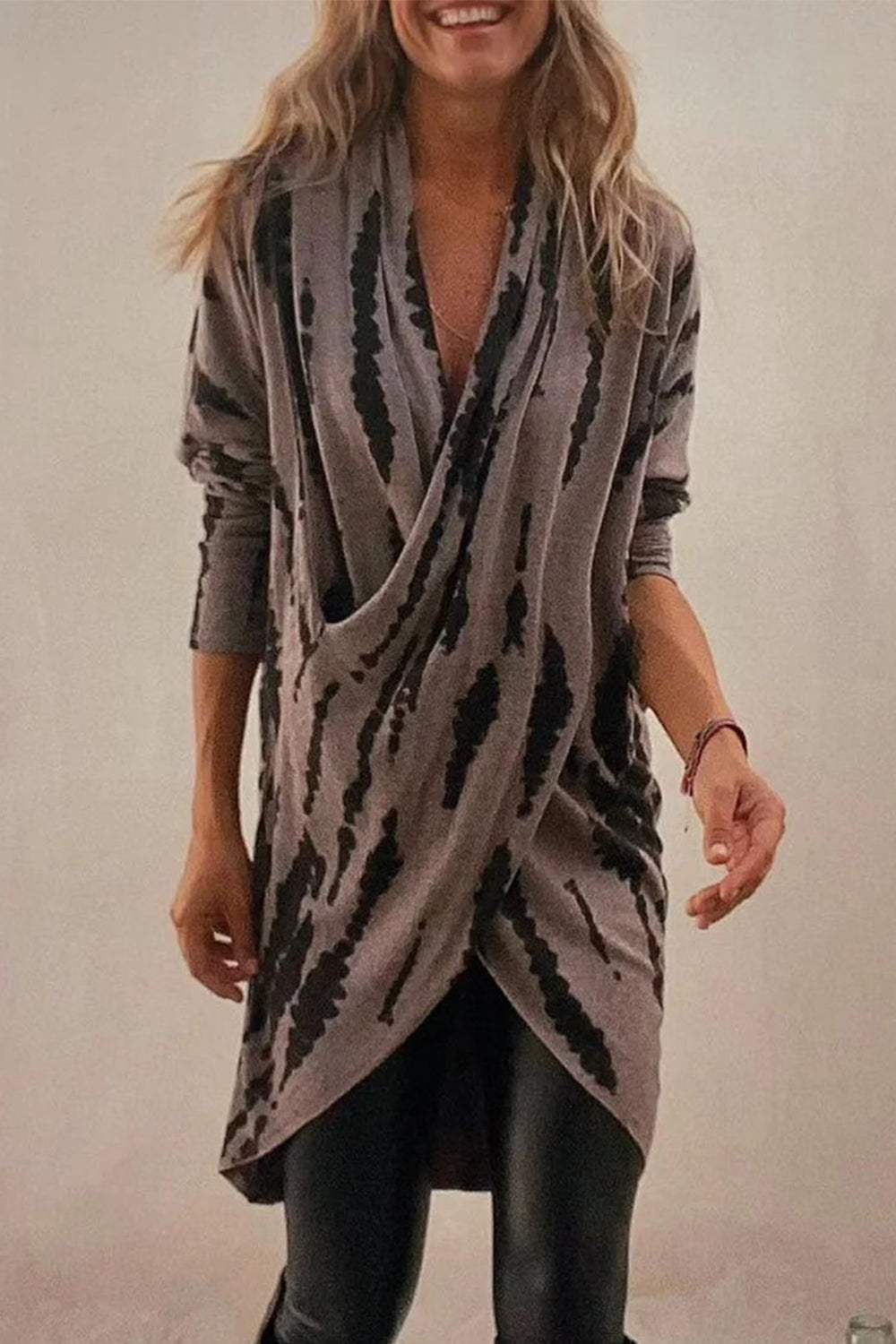 Full Size Contrast Long Sleeve Longline Top - Trendsi - Flyclothing LLC