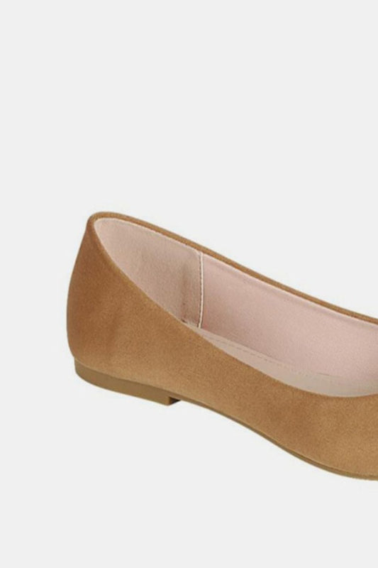 Forever Link Pointy Toe Slip On Flat Loafers - Trendsi