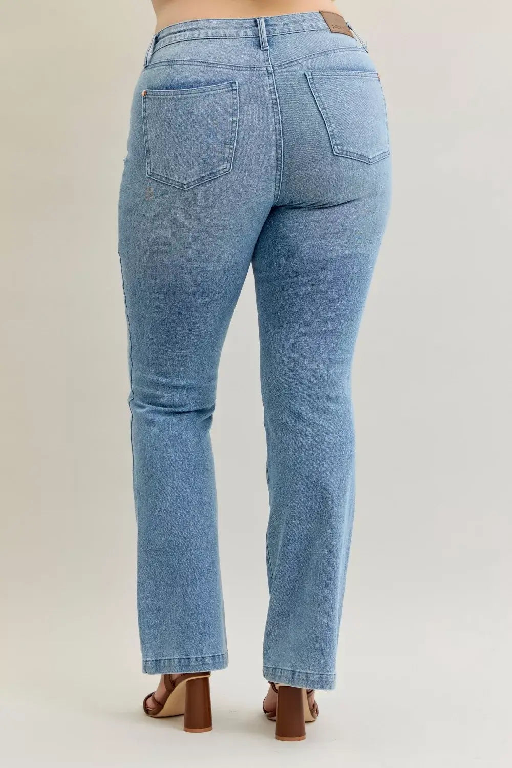 Judy Blue Full Size Mid Rise Bootcut Jeans with Contrast Wash & Front Patch Pockets Plus Size - Trendsi - Flyclothing LLC
