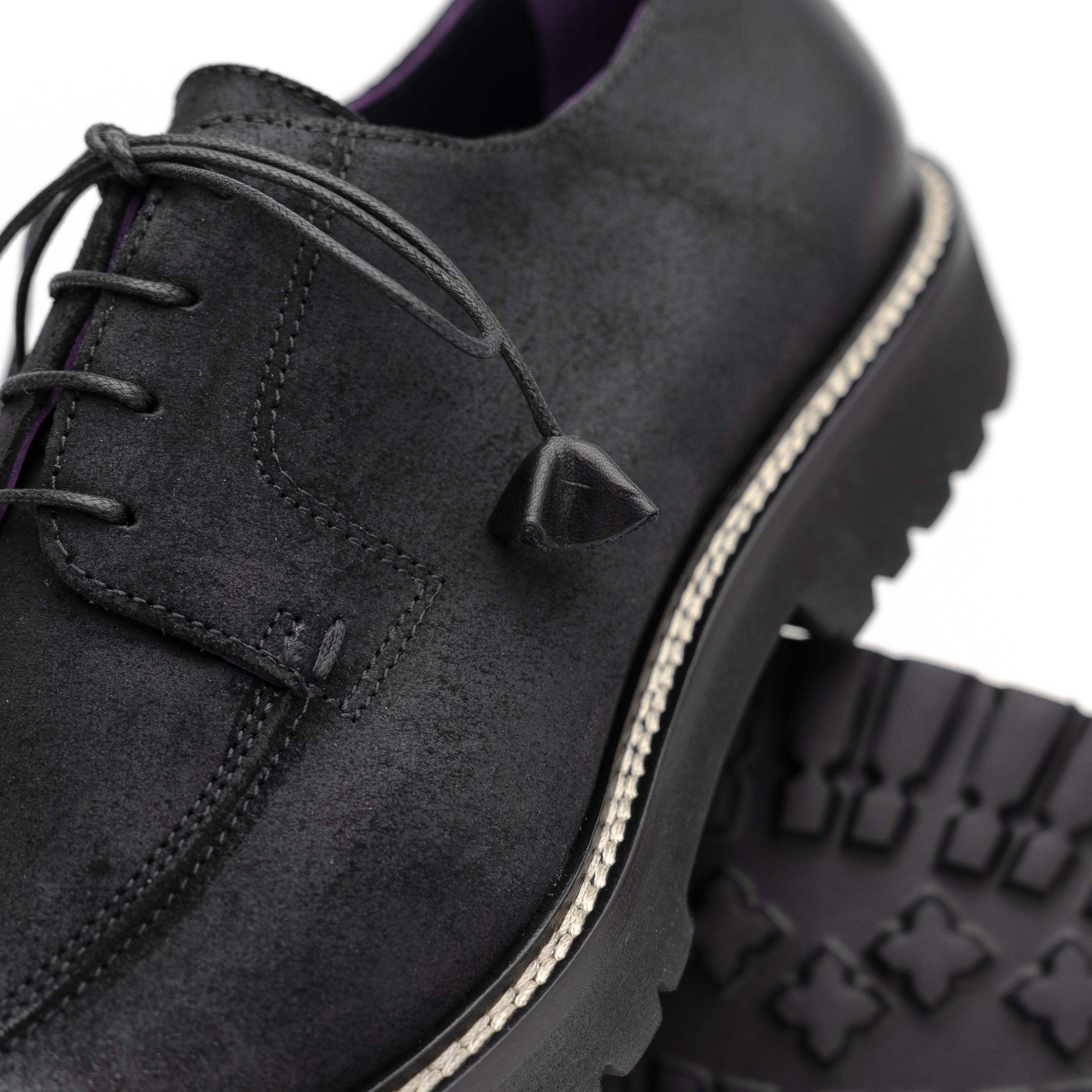 26-224-BLK CAMPO Sueded Goatskin Lace Up with Wax Finish, Black - Zelli Italia - Flyclothing LLC