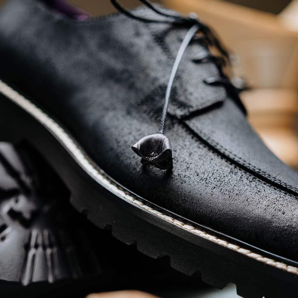 26-224-BLK CAMPO Sueded Goatskin Lace Up with Wax Finish, Black - Zelli Italia - Flyclothing LLC