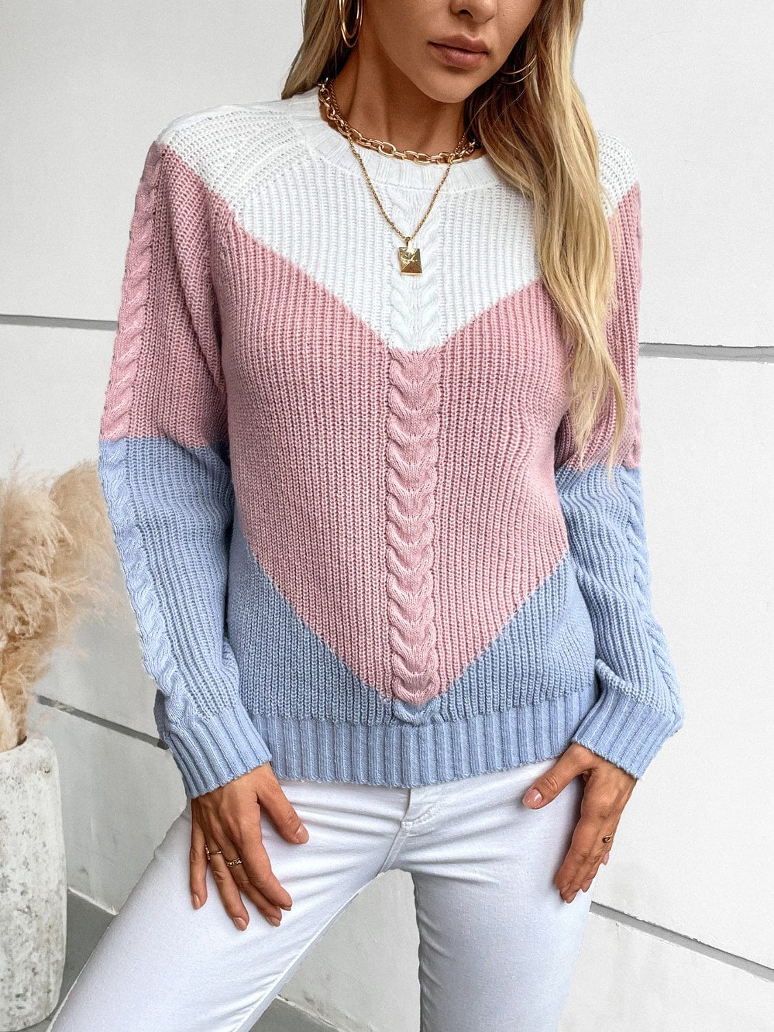Color Block Round Neck Long Sleeve Sweater - Trendsi