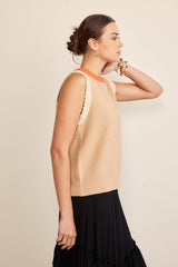 In February Contrast Round Neck Sweater Vest - Trendsi