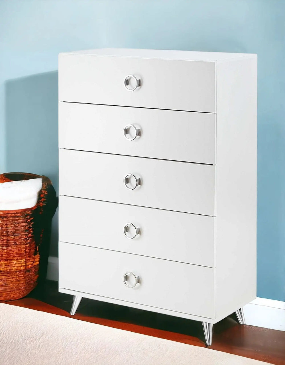 32" White Five Drawer Standard Chest - Homeroots