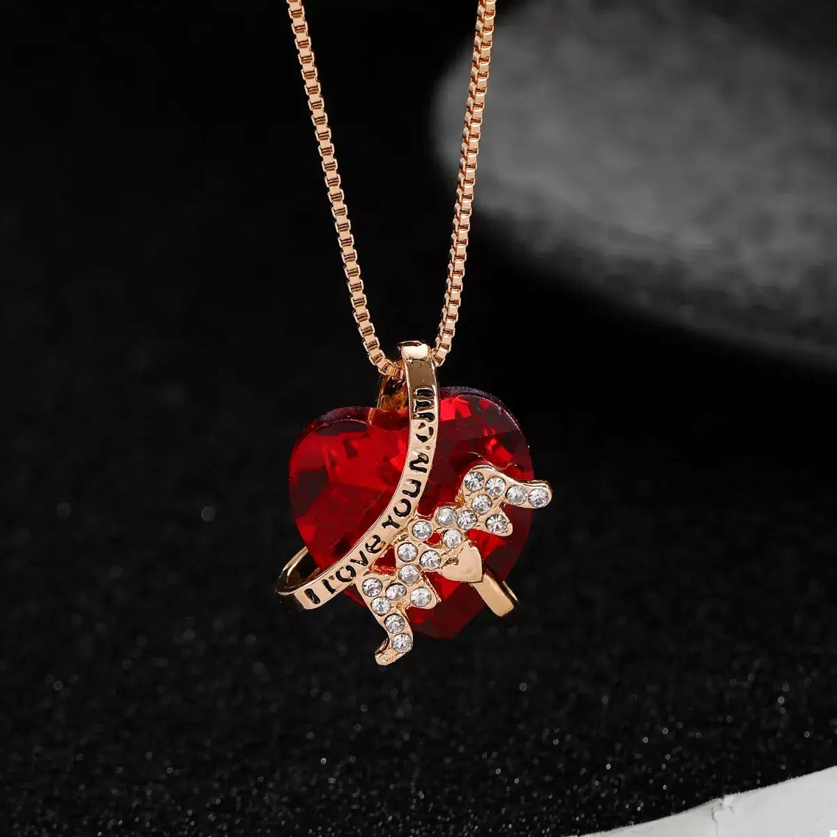 Heart-Shaped MOM Pendant Necklace - Trendsi - Flyclothing LLC