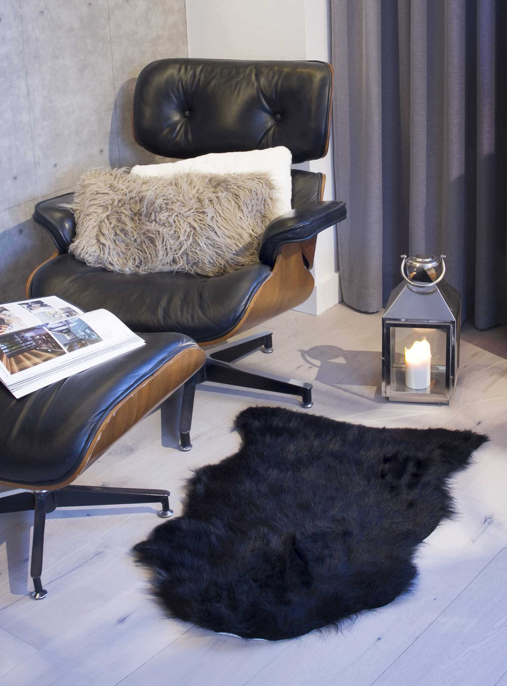 2' X 3' Black Faux Sheepskin Animal Print Washable Area Rug - Homeroots - Flyclothing LLC