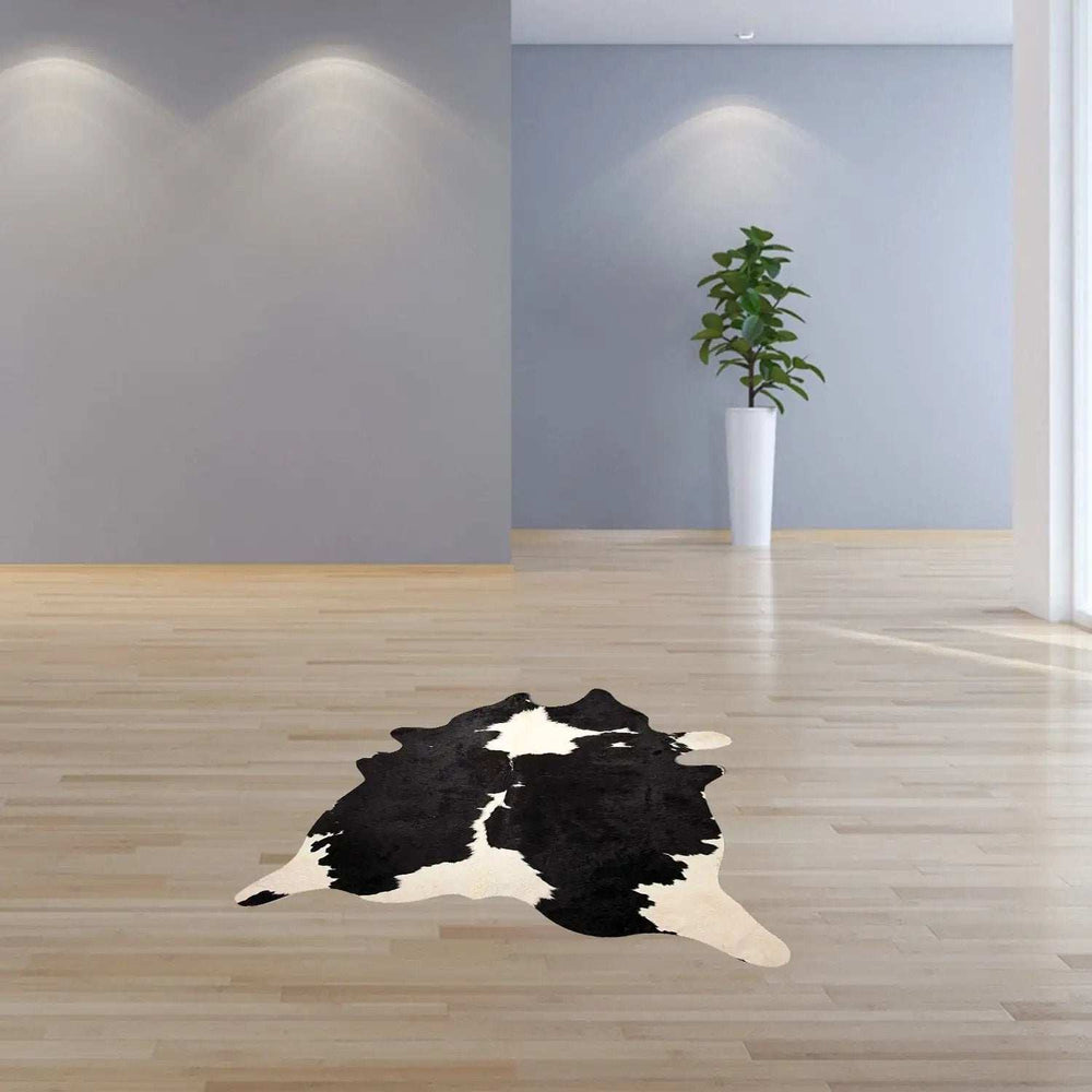 Black And White Cowhide Animal Print Area Rug - Homeroots - Flyclothing LLC