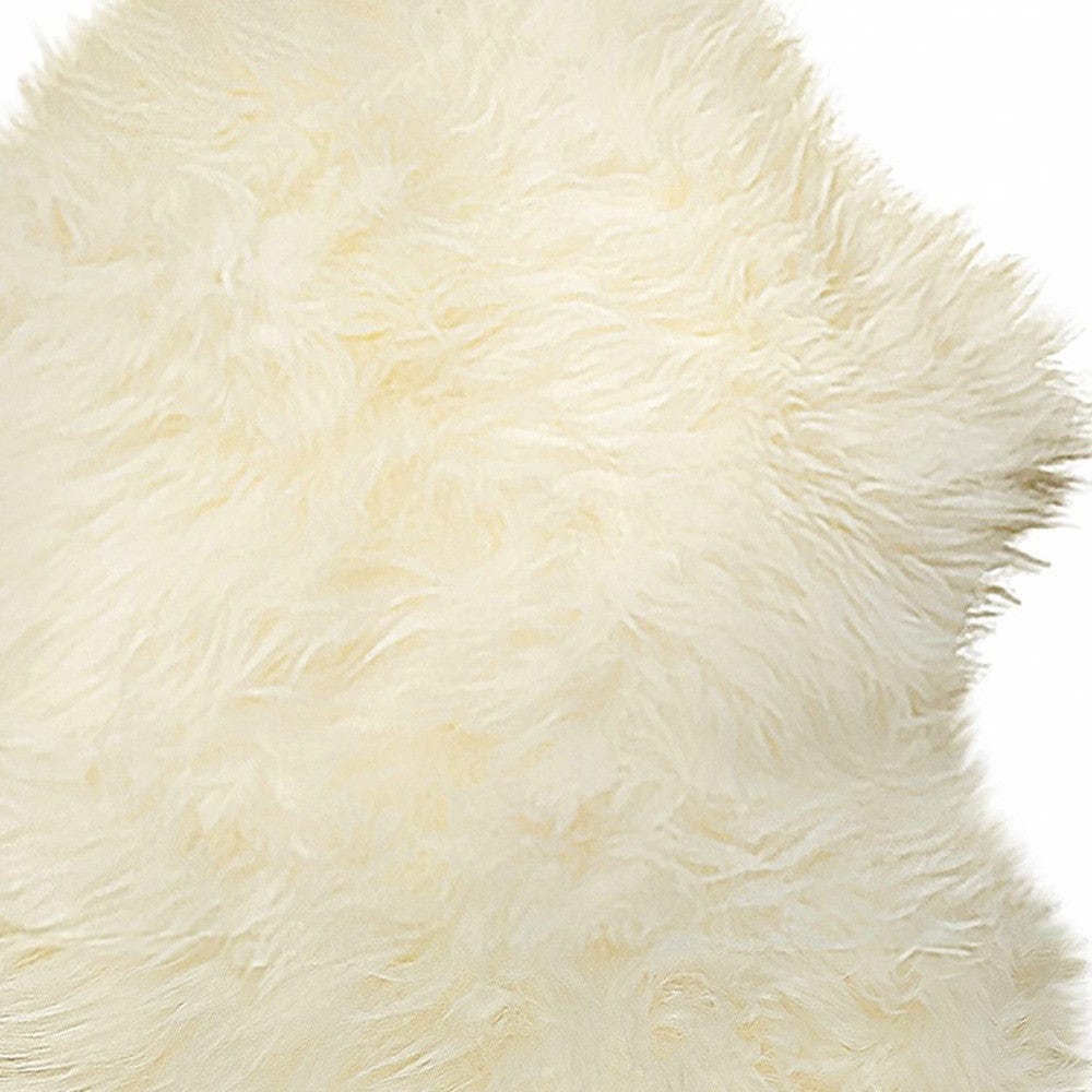 2' X 3' White Natural New Zealand Sheepskin Wool Area Rug - Homeroots