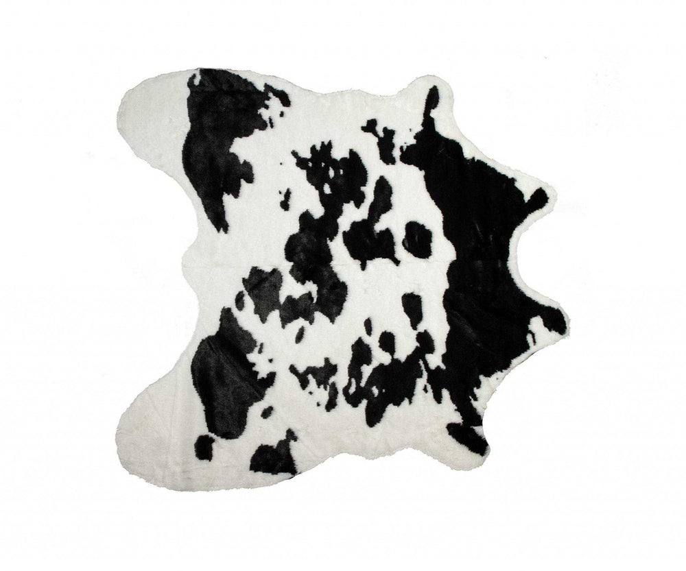 4' X 5' Black and White Faux Cowhide Animal Print Area Rug - Homeroots - Flyclothing LLC