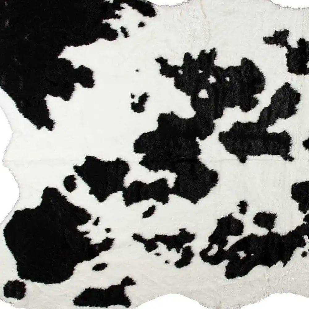 5' X 8' Black and White Hand Knotted Area Rug - Homeroots - Flyclothing LLC