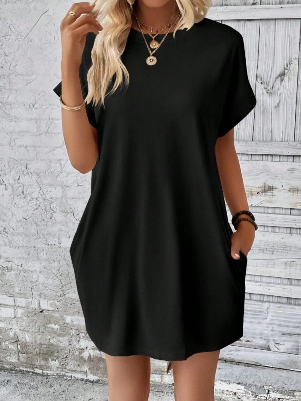 Pocketed Round Neck Short Sleeve Dress - Trendsi