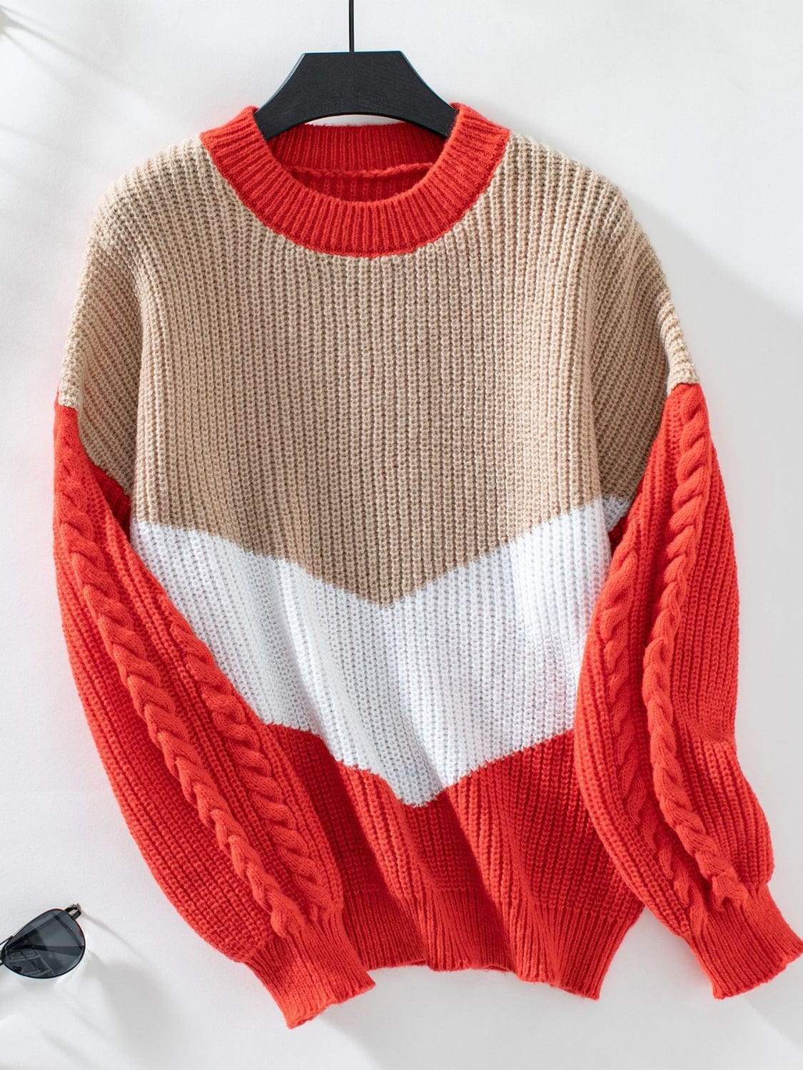 Contrast Round Neck Long Sleeve Sweater - Trendsi