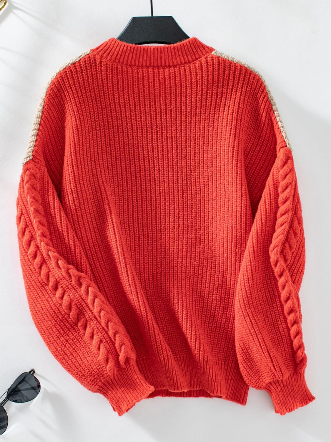 Contrast Round Neck Long Sleeve Sweater - Trendsi