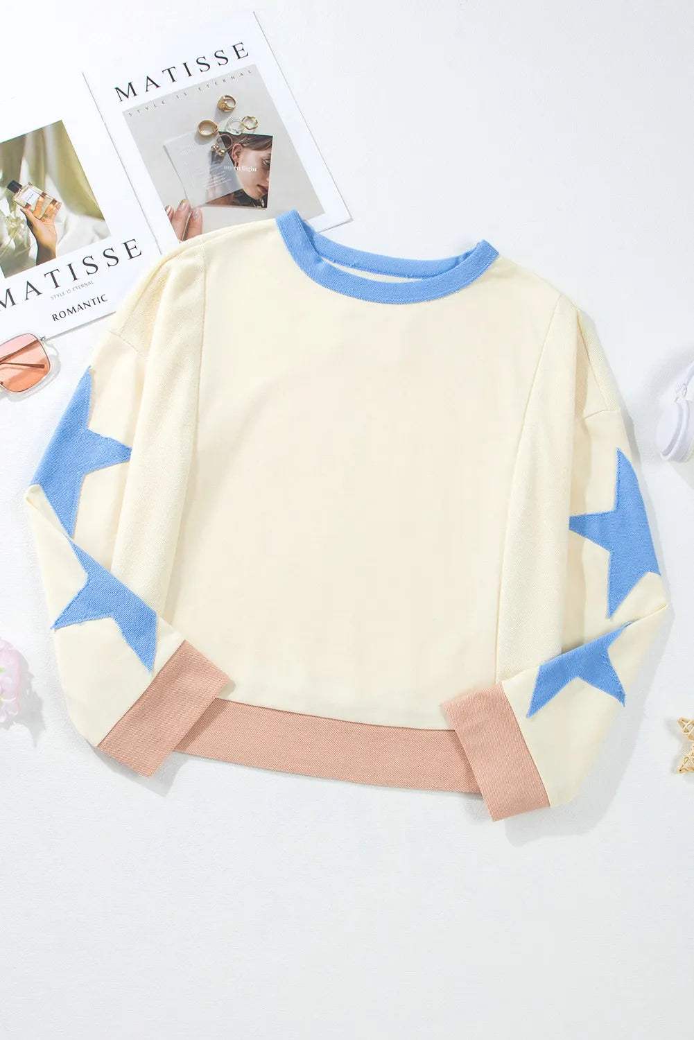 Star Contrast Round Neck Long Sleeve Sweatshirt - Trendsi - Flyclothing LLC
