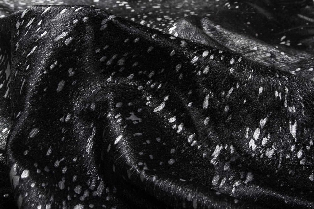 Black And Silver Cowhide Animal Print Area Rug - Homeroots - Flyclothing LLC