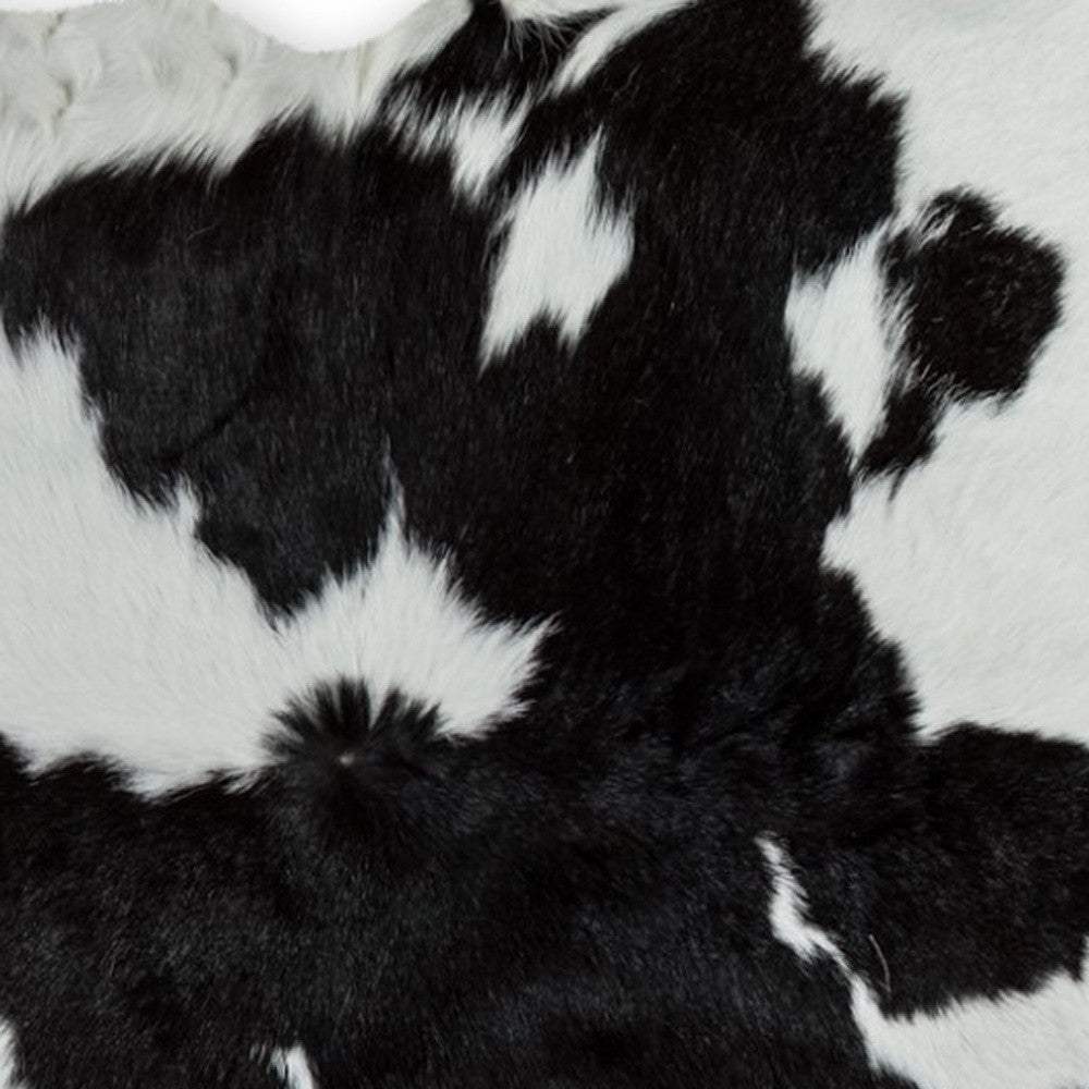 2' X 3' Black and White Cowhide Hand Woven Area Rug - Homeroots - Flyclothing LLC