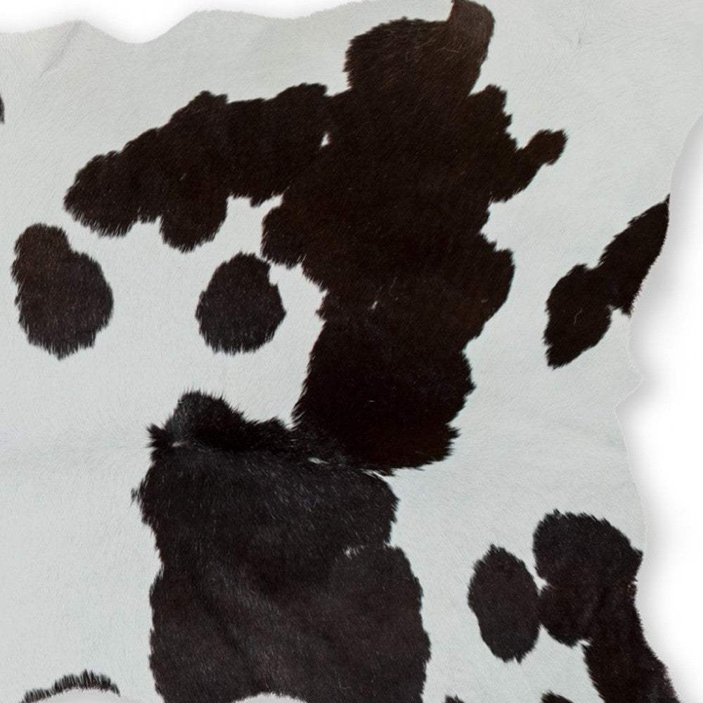 2' X 3' Brown and White Cowhide Hand Woven Area Rug - Homeroots - Flyclothing LLC