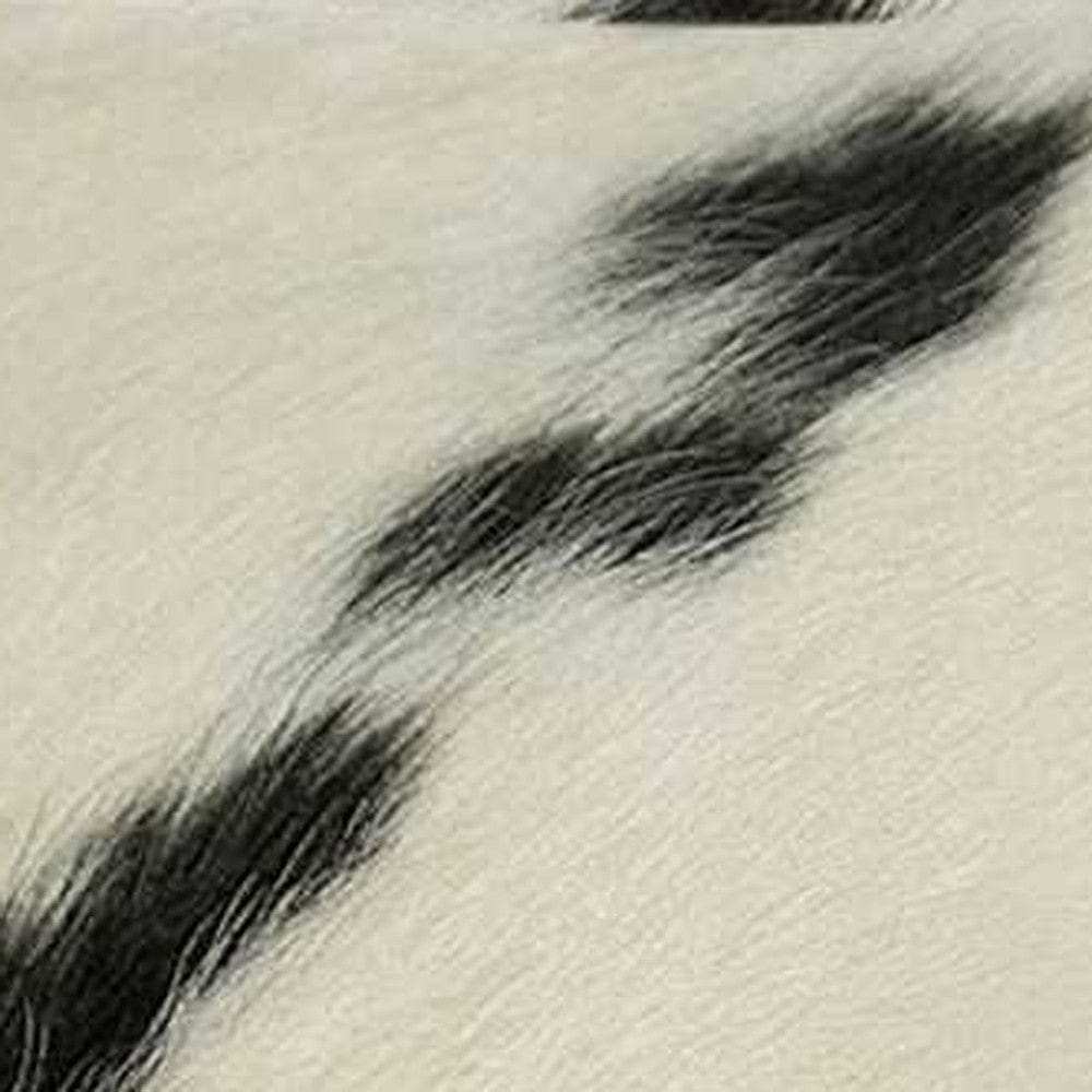 18 X 18 Black And White Cowhide Throw Pillow - Homeroots - Flyclothing LLC