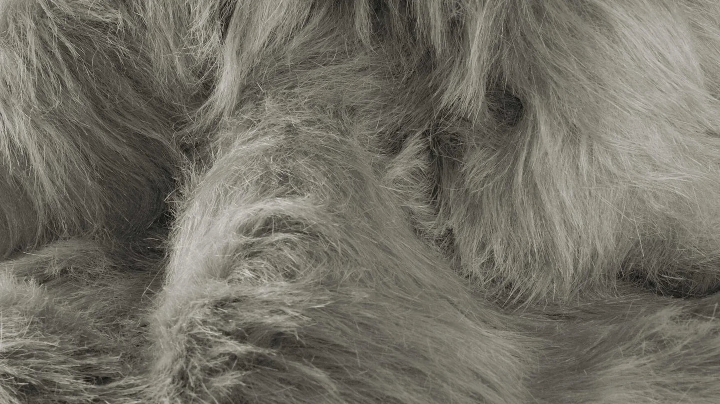 5' X 8' Gray Faux Sheepskin Area Rug - Homeroots - Flyclothing LLC
