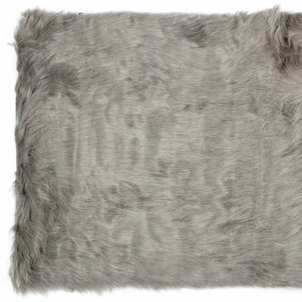 5' X 8' Gray Faux Sheepskin Area Rug - Homeroots - Flyclothing LLC
