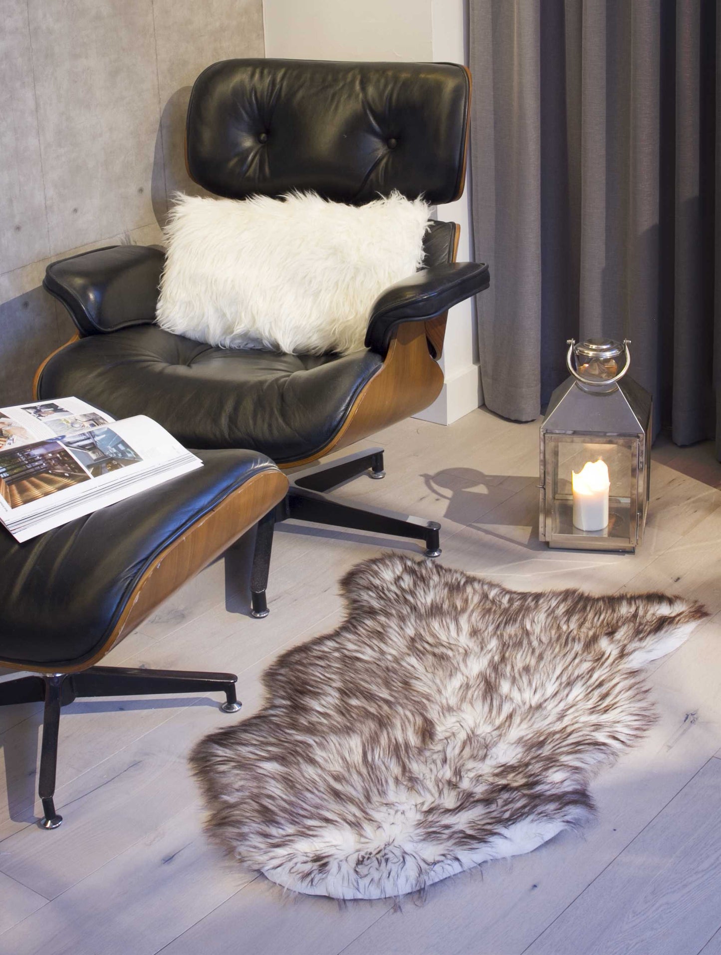 24" X 36" X 1.5" Gradient Chocolate Faux Sheepskin - Area Rug - Homeroots - Flyclothing LLC