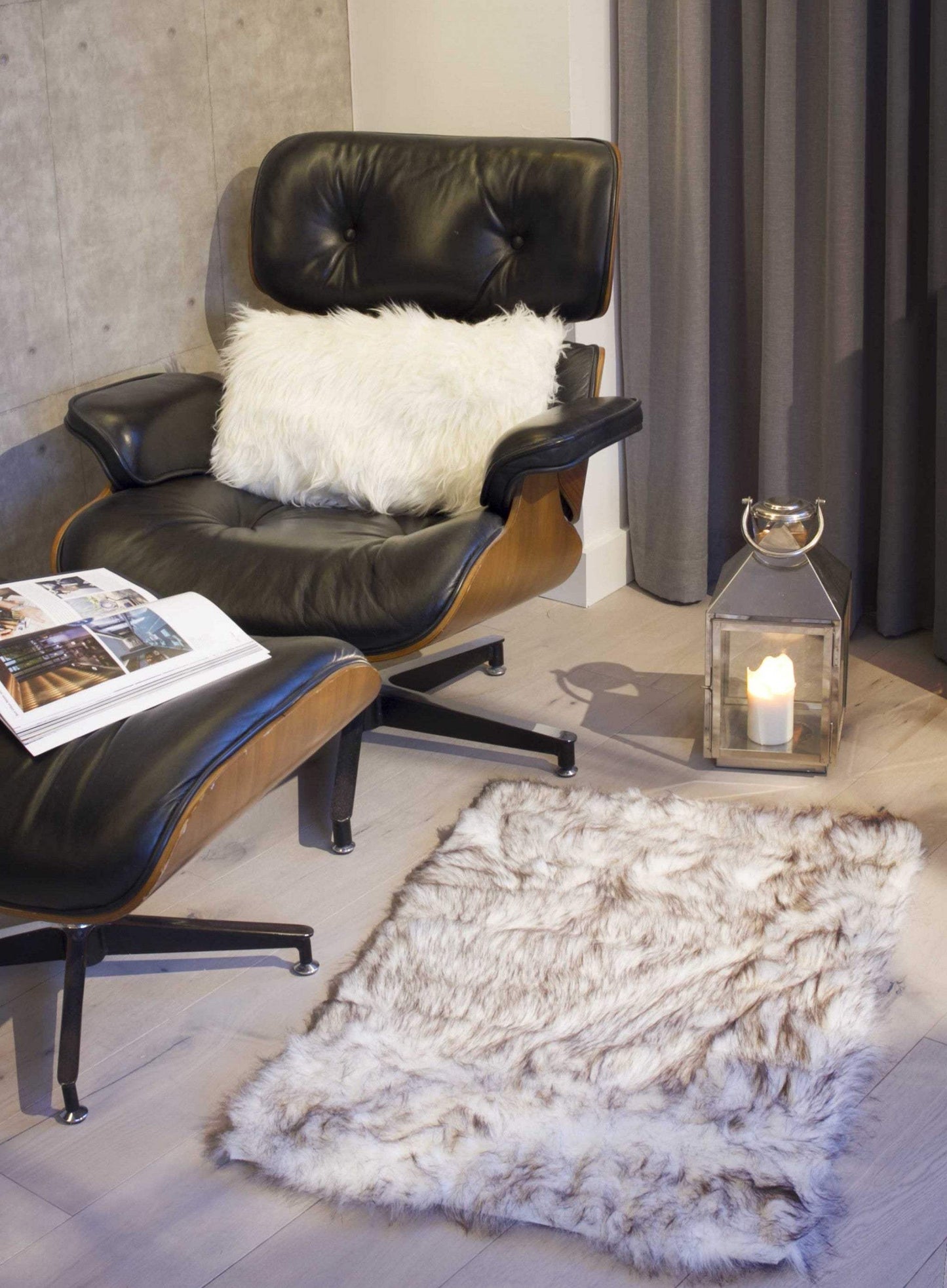 2' X 3' Brown and White Faux Sheepskin Ombre Machine Tufted Non Skid Area Rug - Homeroots - Flyclothing LLC