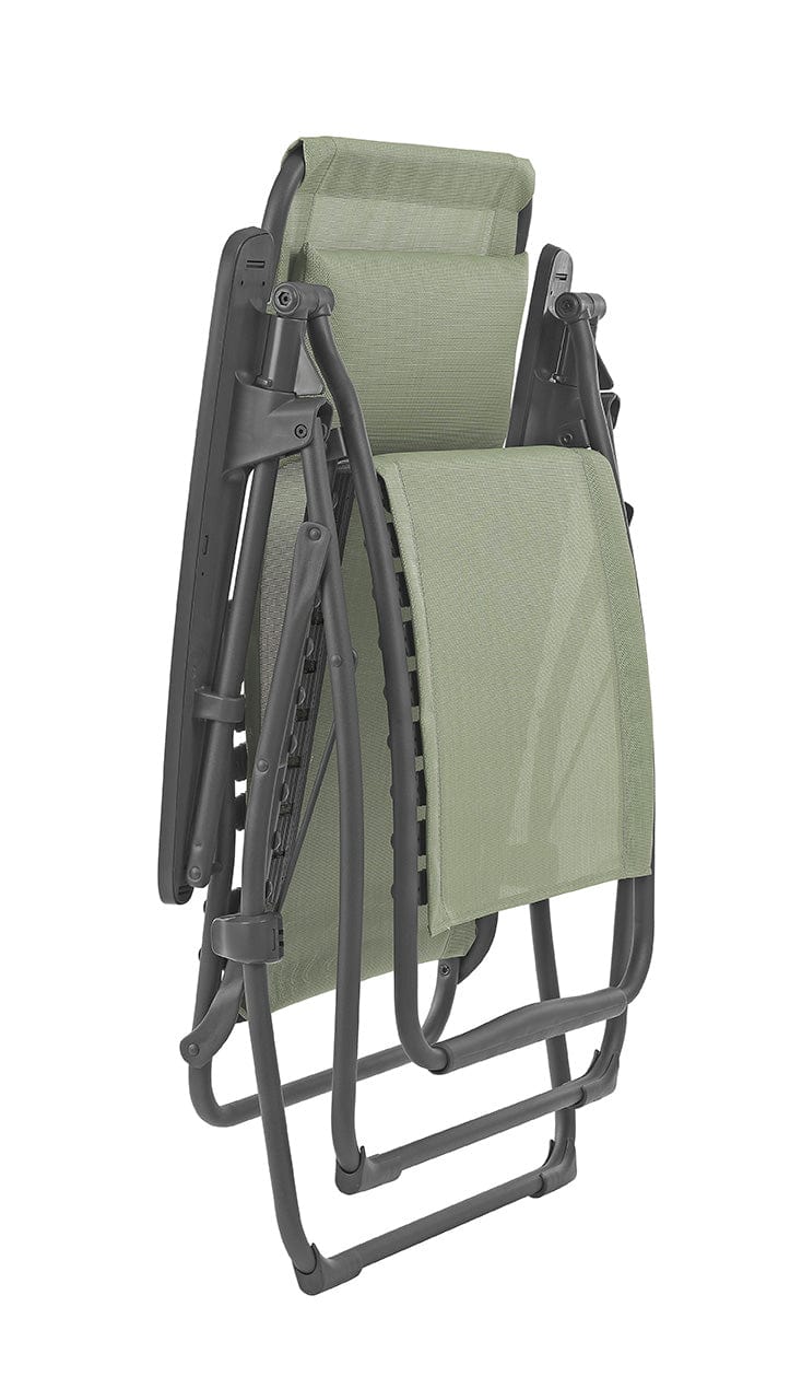 28" Green Steel Outdoor Zero Gravity Chair with Green Cushion - Homeroots - Flyclothing LLC