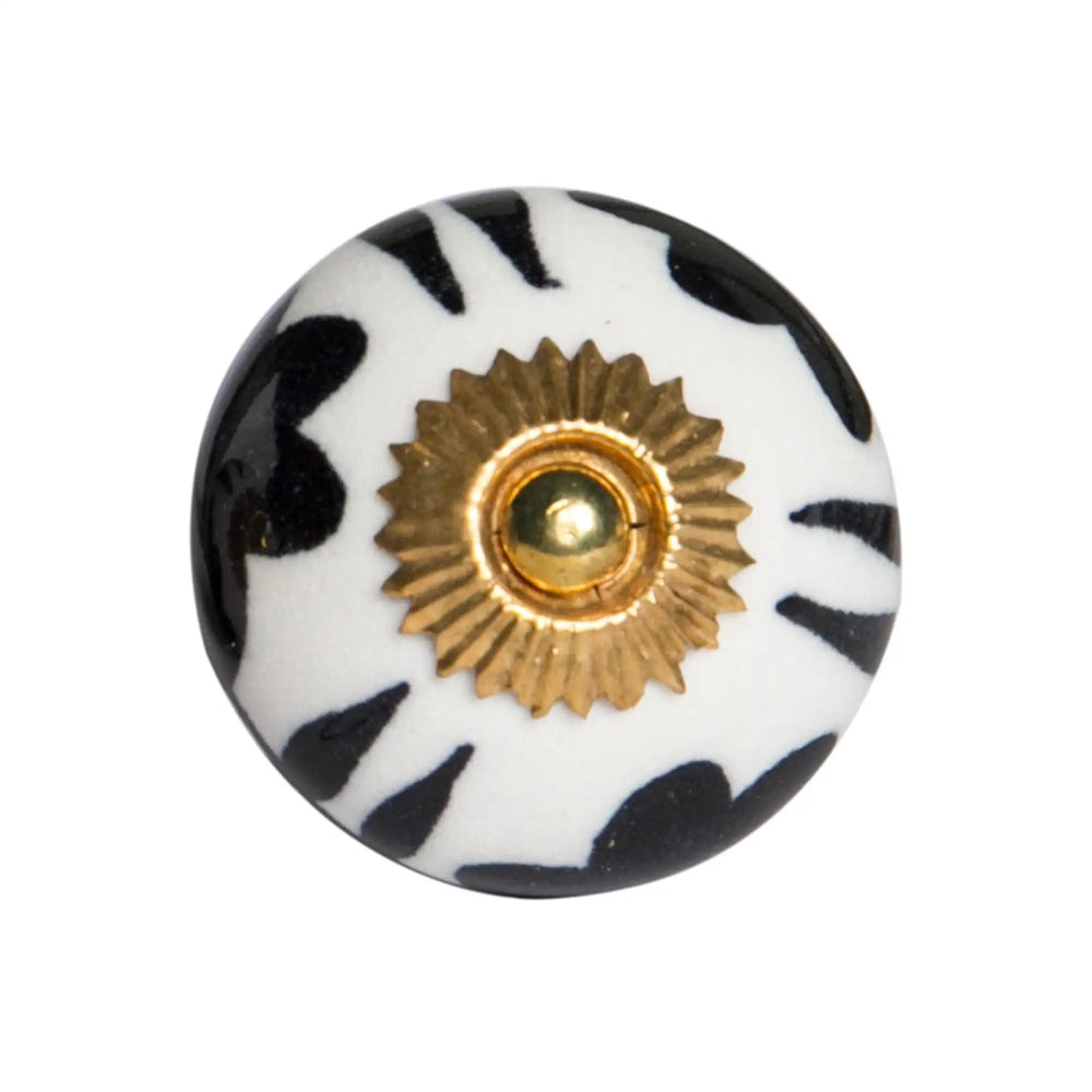 1.5" X 1.5" X 1.5" White Black And Yellow  Knobs 12 Pack - Homeroots