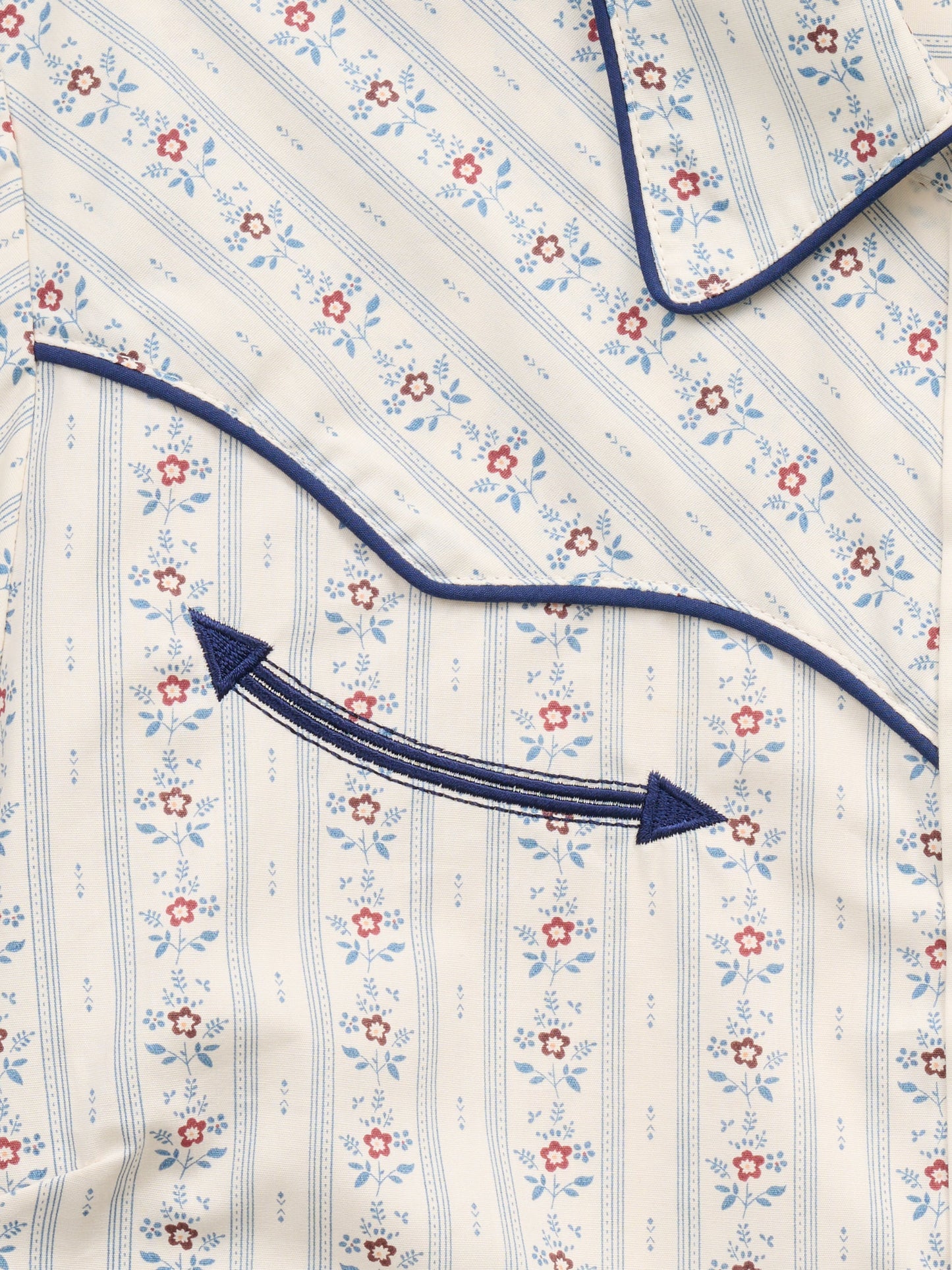 Women's Ely Walker Ecru Wallpaper Floral Print Western Snap Shirt