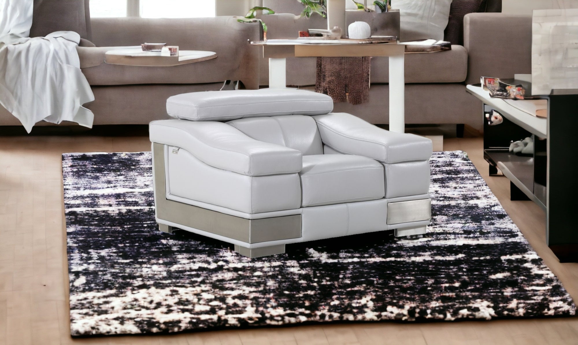 31" To 39" Grey Lovely Light Chair - Homeroots - Flyclothing LLC