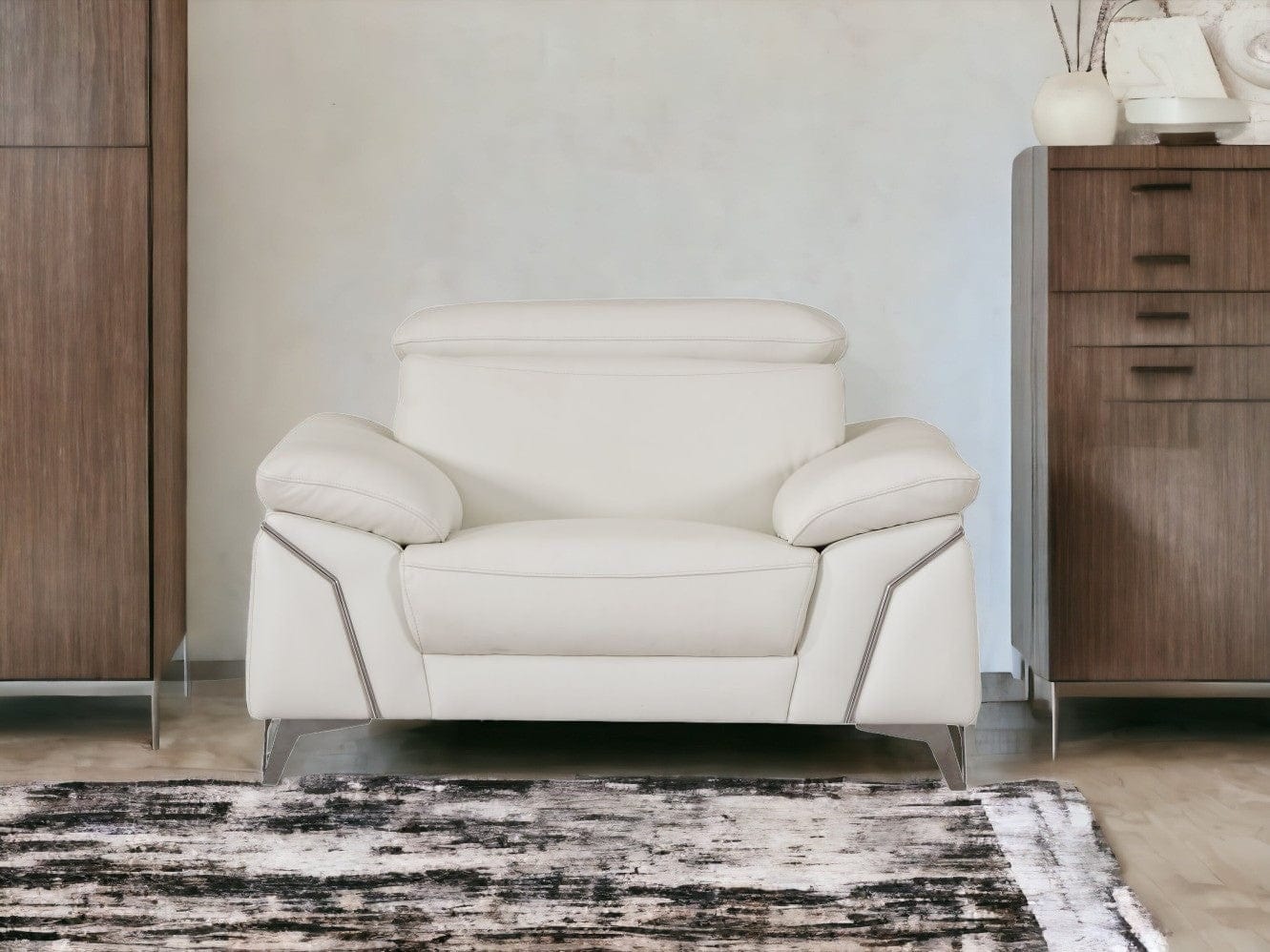 31" White Fashionable Leather Chair - Homeroots - Flyclothing LLC