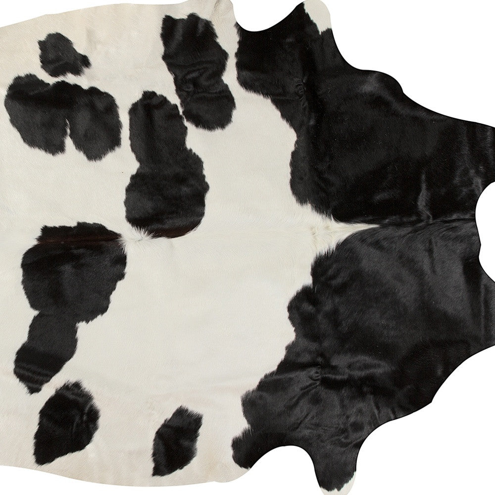 72" X 84" White And Black Cowhide Rug - Homeroots - Flyclothing LLC