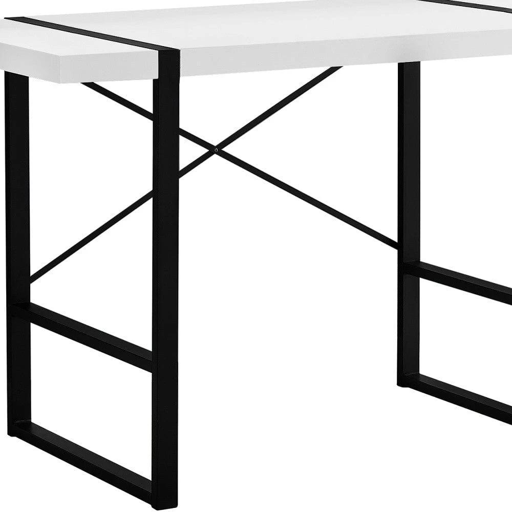 24" White and Black Computer Desk - Homeroots - Flyclothing LLC