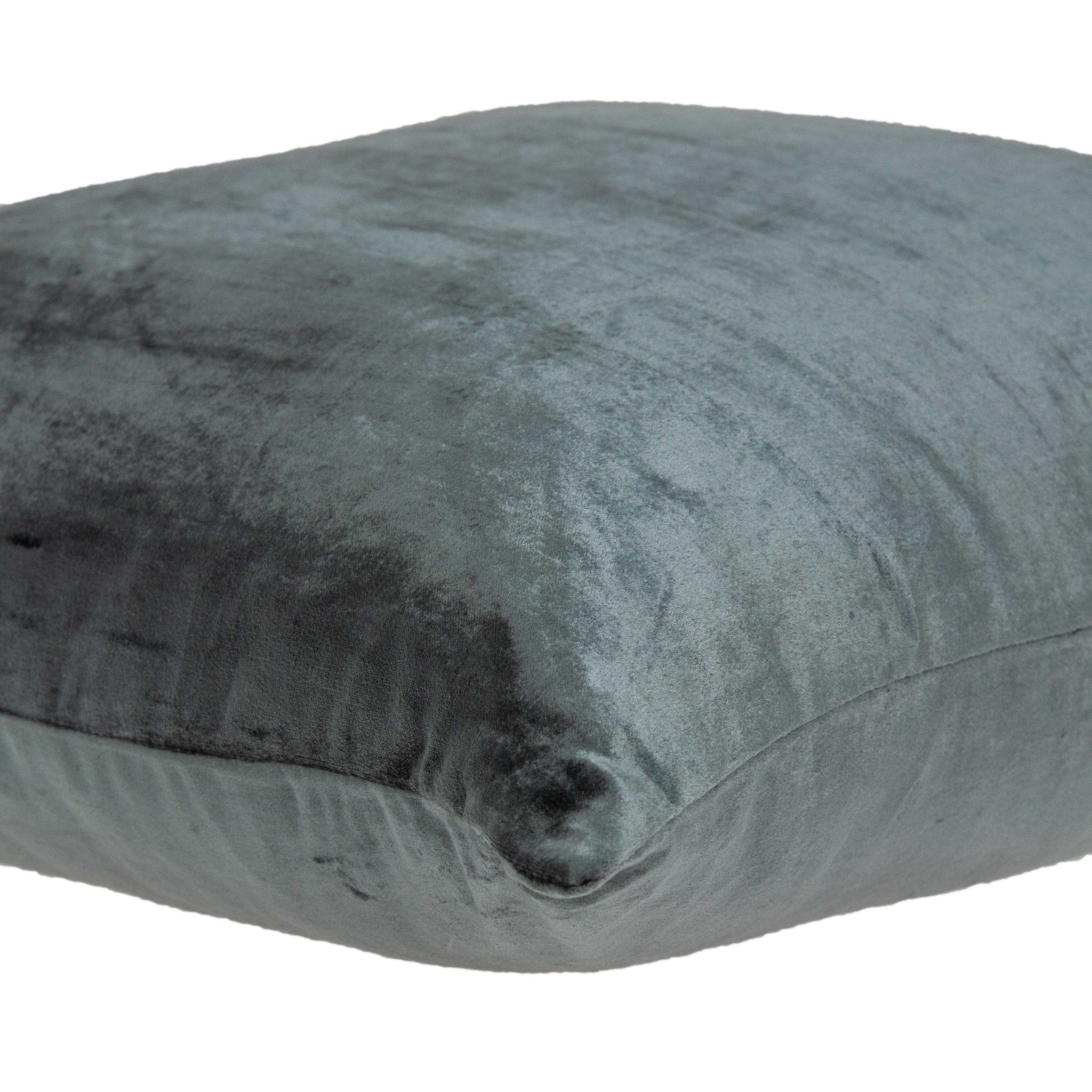 20" X 7" X 20" Transitional Charcoal Solid Pillow Cover With Poly Insert - Homeroots - Flyclothing LLC