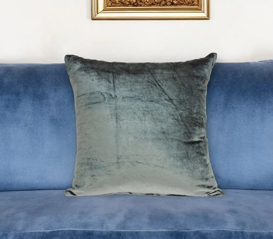 22" X 7" X 22" Transitional Charcoal Solid Pillow Cover With Poly Insert - Homeroots