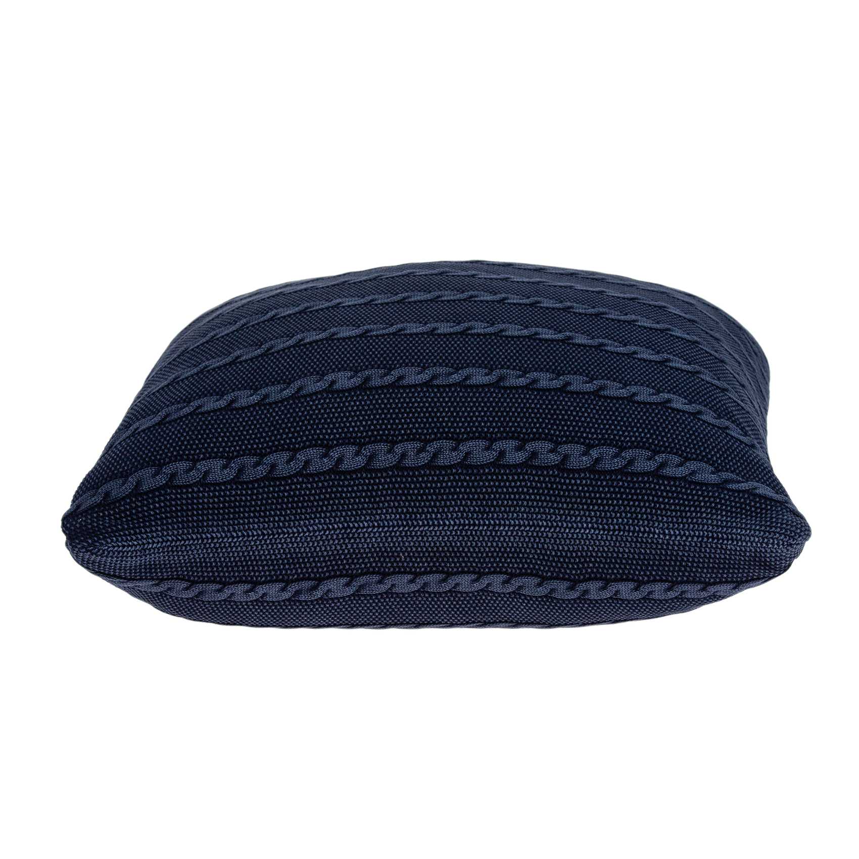 18" X 5" X 18" Transitional Blue Pillow Cover With Poly Insert - Homeroots - Flyclothing LLC