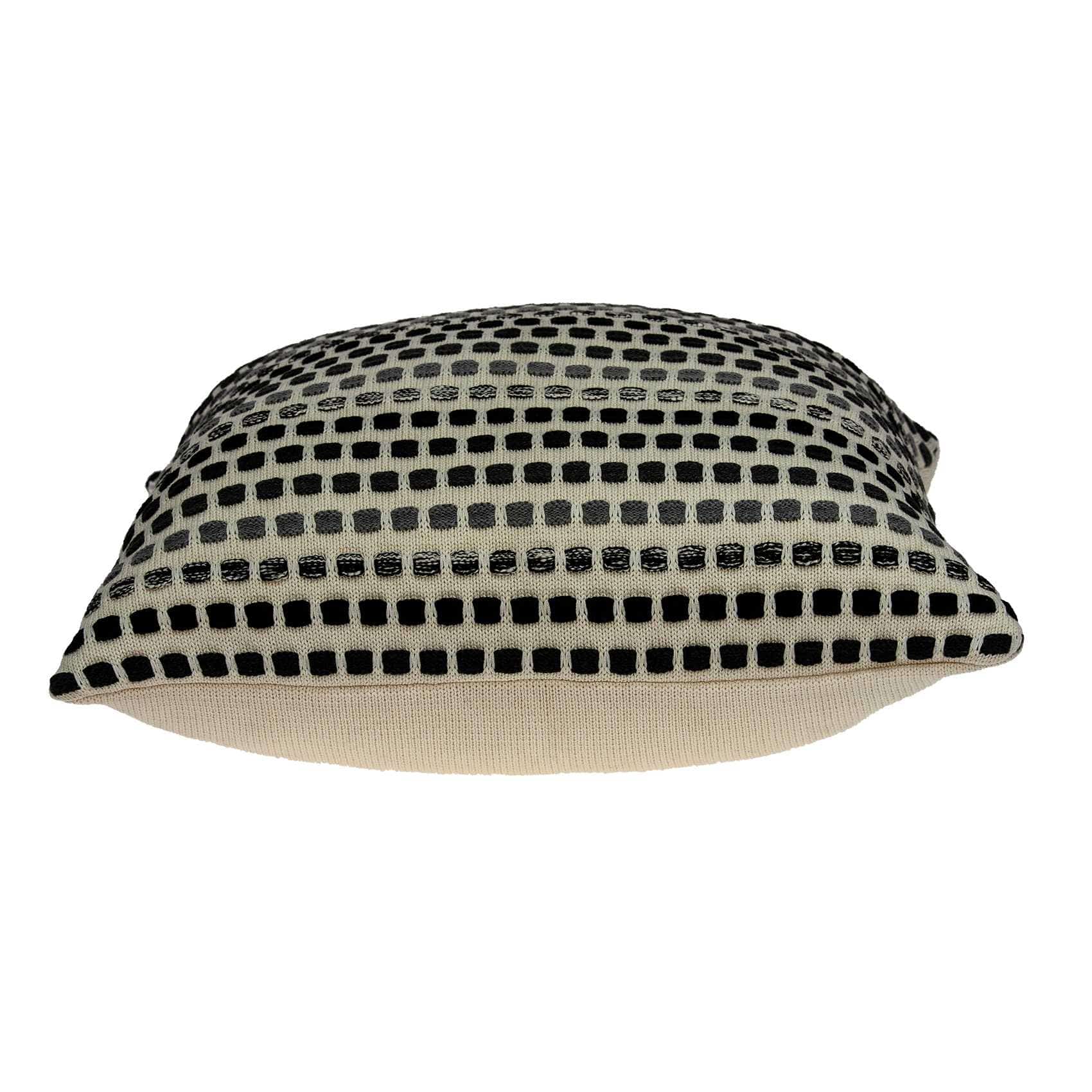 20" X 7" X 20" Elegant Transitional Tan Cotton Pillow Cover With Poly Insert - Homeroots - Flyclothing LLC