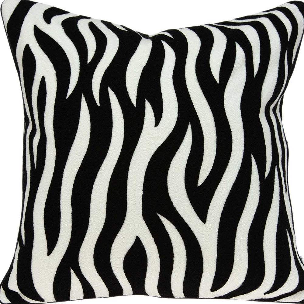 20" X 7" X 20" Transitional Black And White Zebra Pillow Cover With Poly Insert - Homeroots - Flyclothing LLC