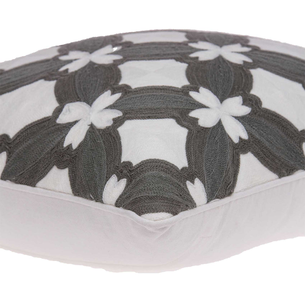 20" X 7" X 20" Transitional Gray And White Pillow Cover With Poly Insert - Homeroots - Flyclothing LLC