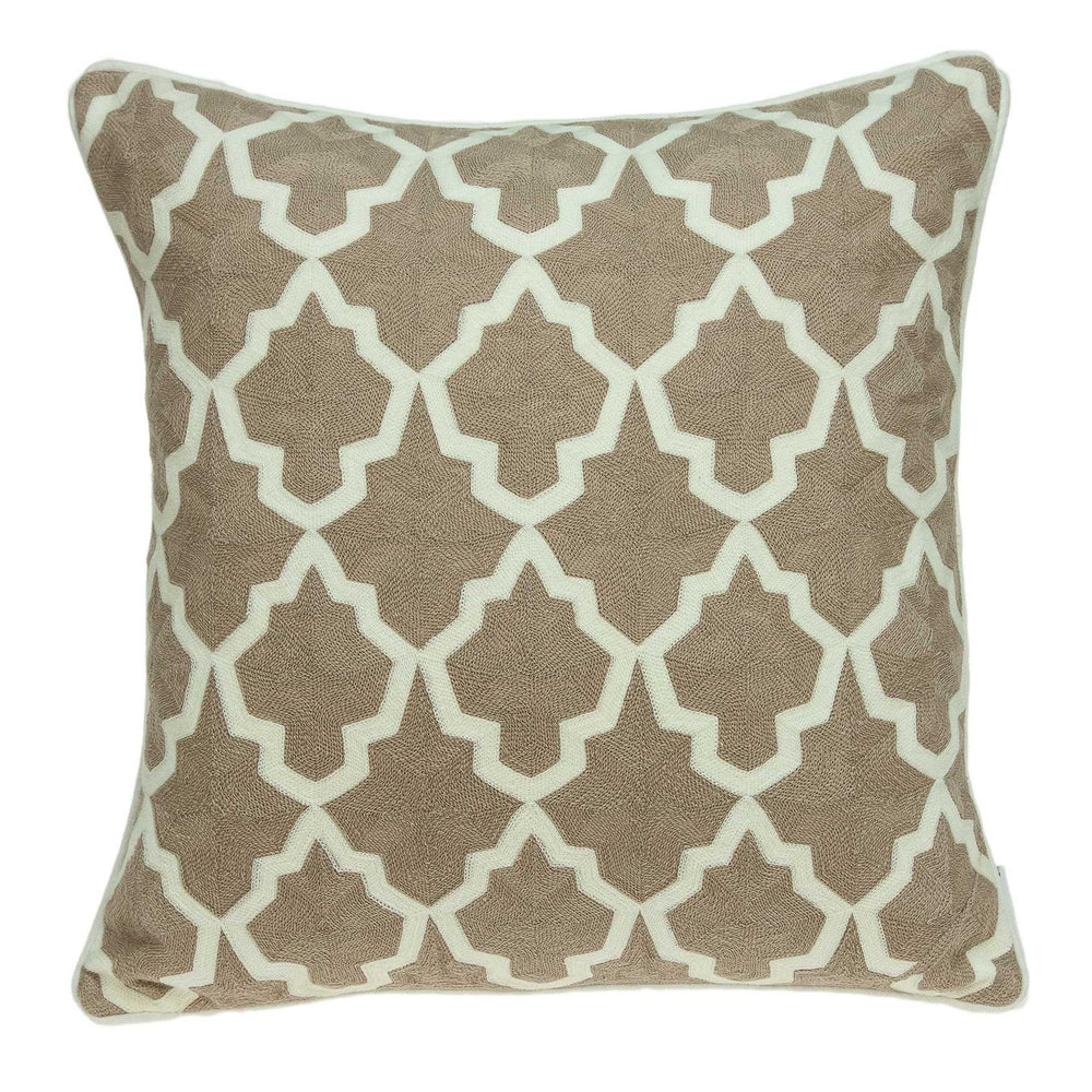 20" X 7" X 20" Transitional Beige And White Pillow Cover With Poly Insert - Homeroots - Flyclothing LLC