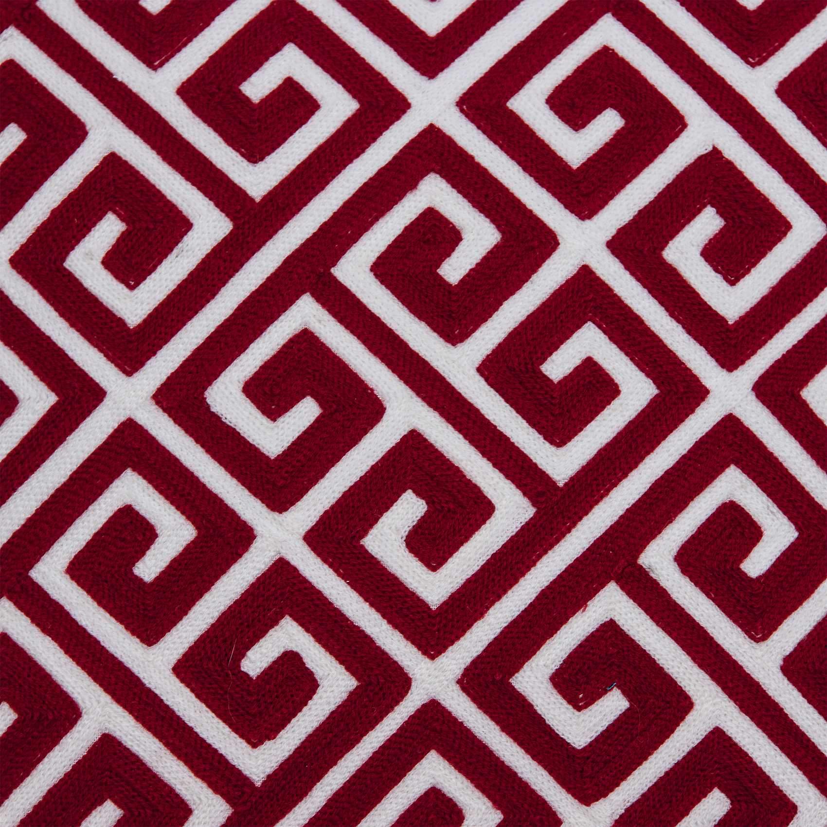 20" X 7" X 20" Transitional Red And White Cotton Pillow Cover With Poly Insert - Homeroots - Flyclothing LLC