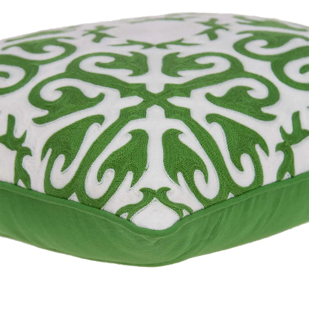 20" X 7" X 20" Traditional Green And White Accent Pillow Cover With Poly Insert - Homeroots - Flyclothing LLC
