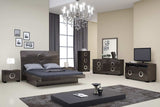 Four Piece Gray Solid Wood Bedroom Set With Mirror - Homeroots - Flyclothing LLC