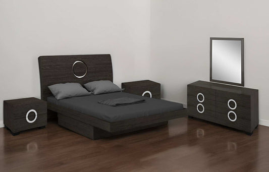Four Piece Gray Solid Wood Bedroom Set With Mirror - Homeroots - Flyclothing LLC