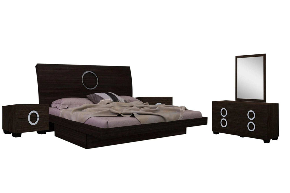 Four Piece Wood Brown Solid Wood Bedroom Set With Mirror - Homeroots - Flyclothing LLC