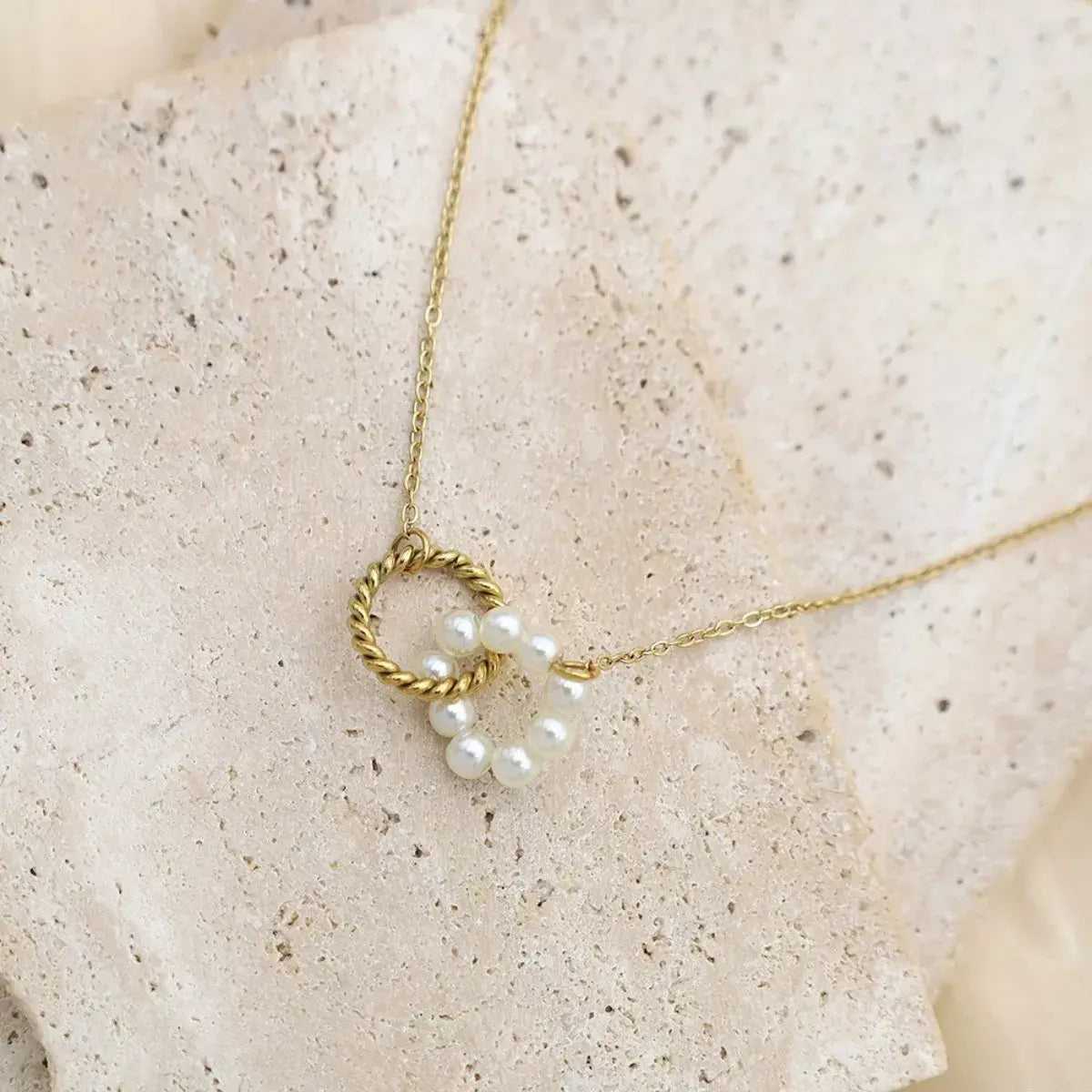 18K Gold-Plated Pearl Twisted Pendant Necklace - Trendsi - Flyclothing LLC